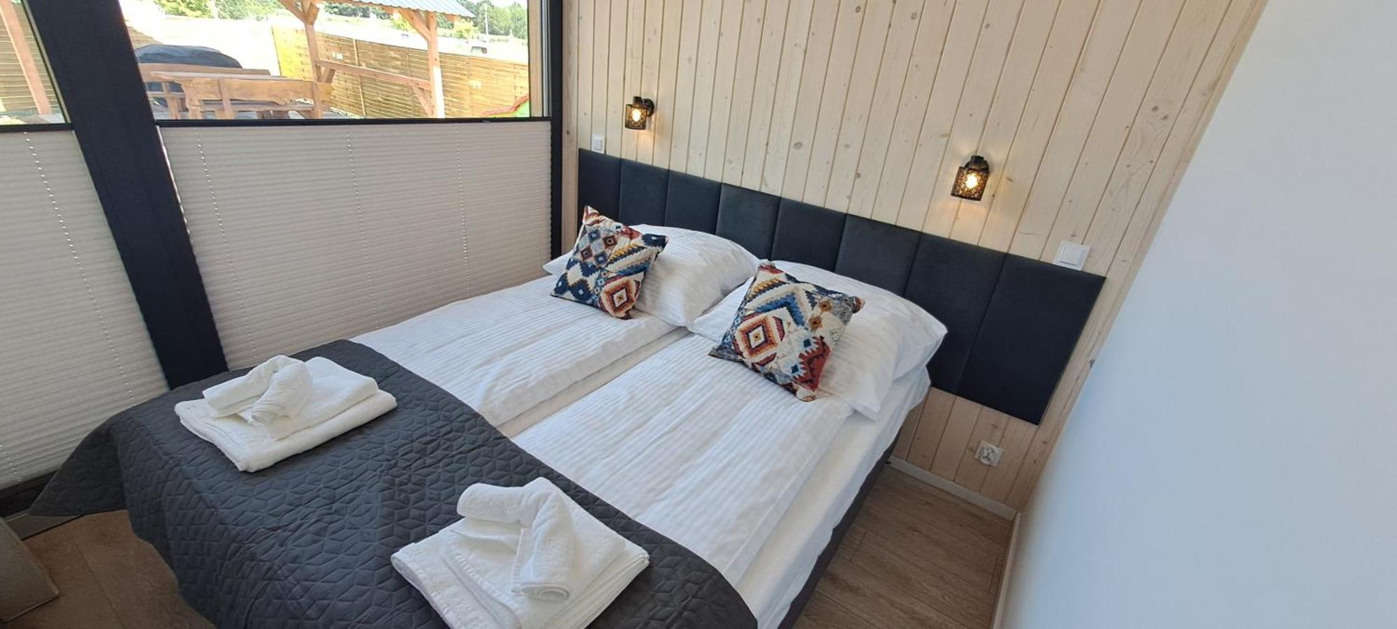 Dwa Wymiary - Caloroczny Z Jacuzzi Podgrzewane 40 Stopni Caloroczne I Basenem Podgrzewanym W Okresie Wiosna - Lato Holiday home Morawica (Kielce)